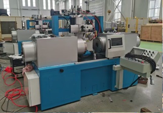 直管自动焊接机